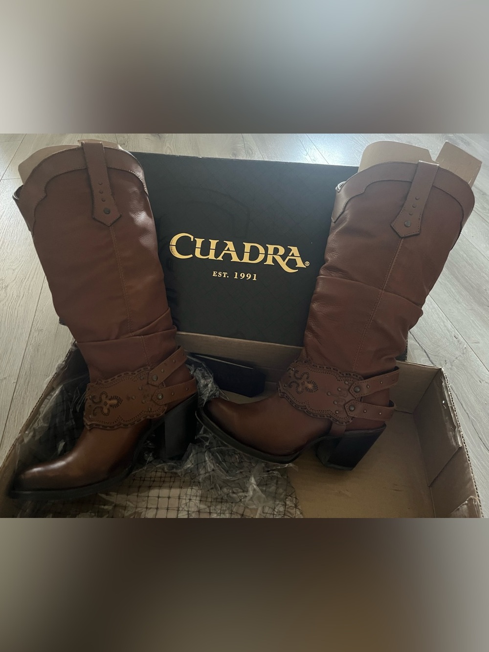 Cuadra women’s boots- Size 6.5